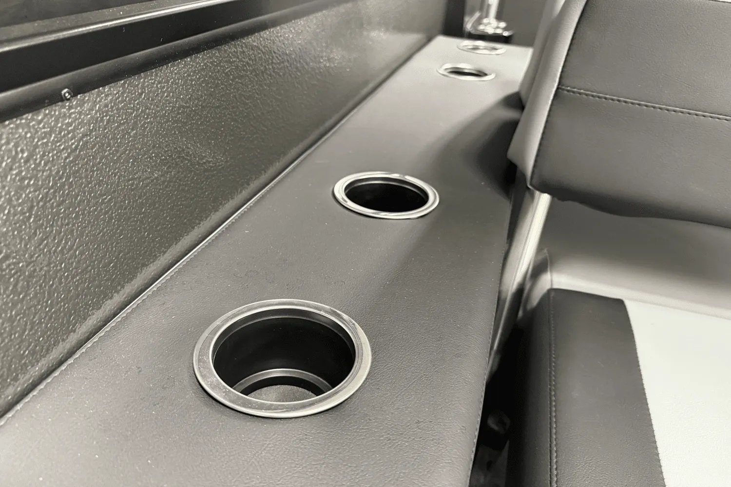 2025 Premier 230 Sunsation Image Thumbnail #27