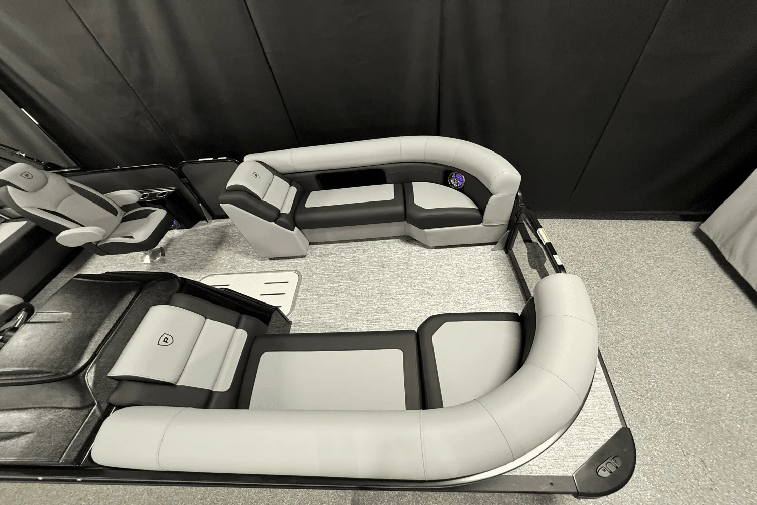 2025 Premier 230 Sunsation Image Thumbnail #12