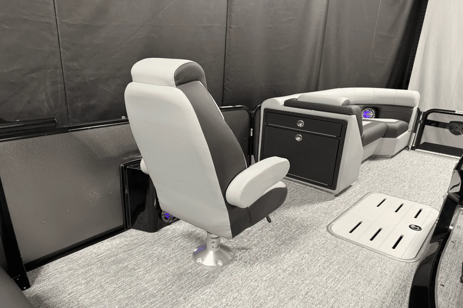 2025 Premier 230 Sunsation Image Thumbnail #38