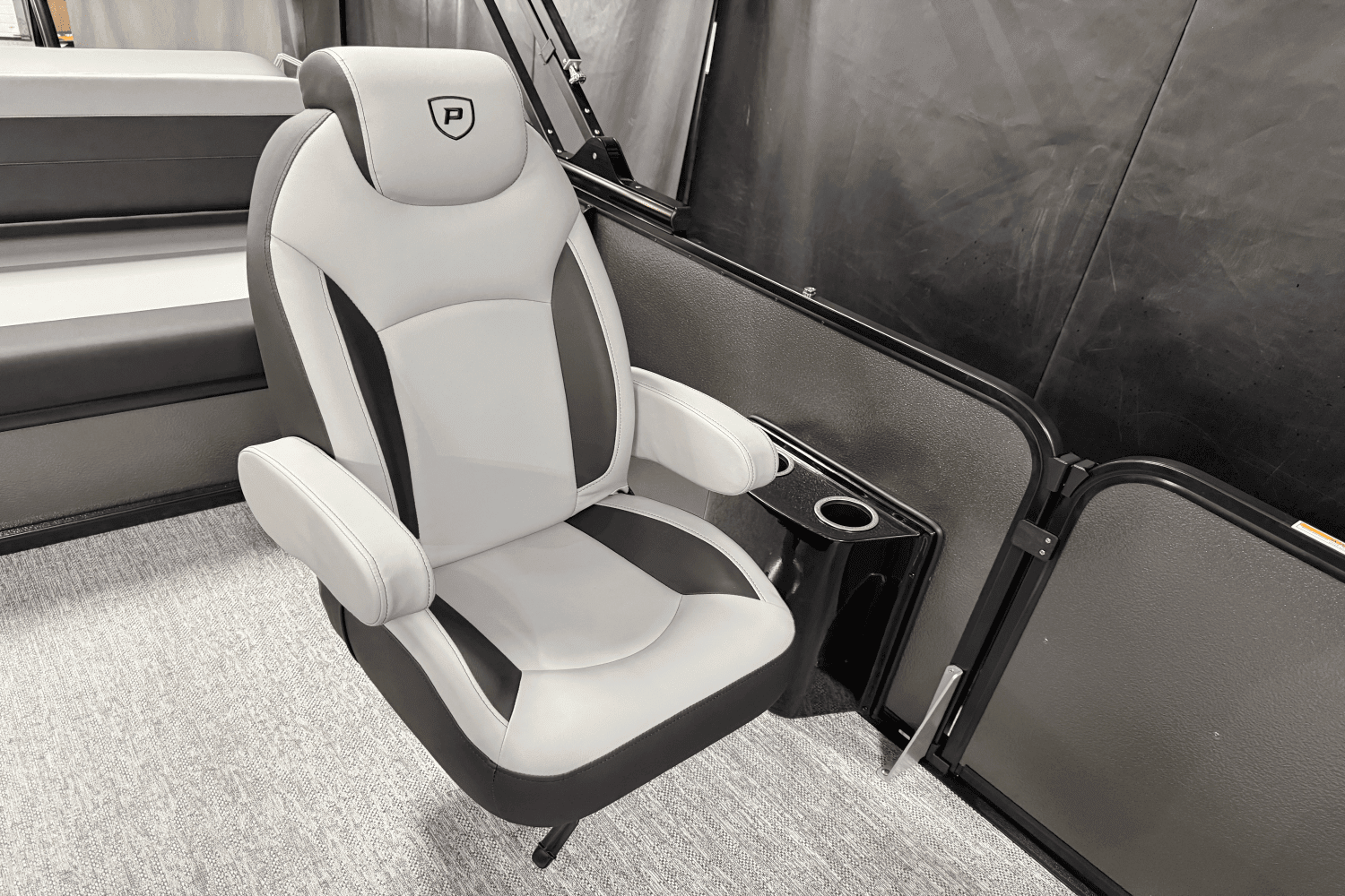 2025 Premier 230 Sunsation Image Thumbnail #39