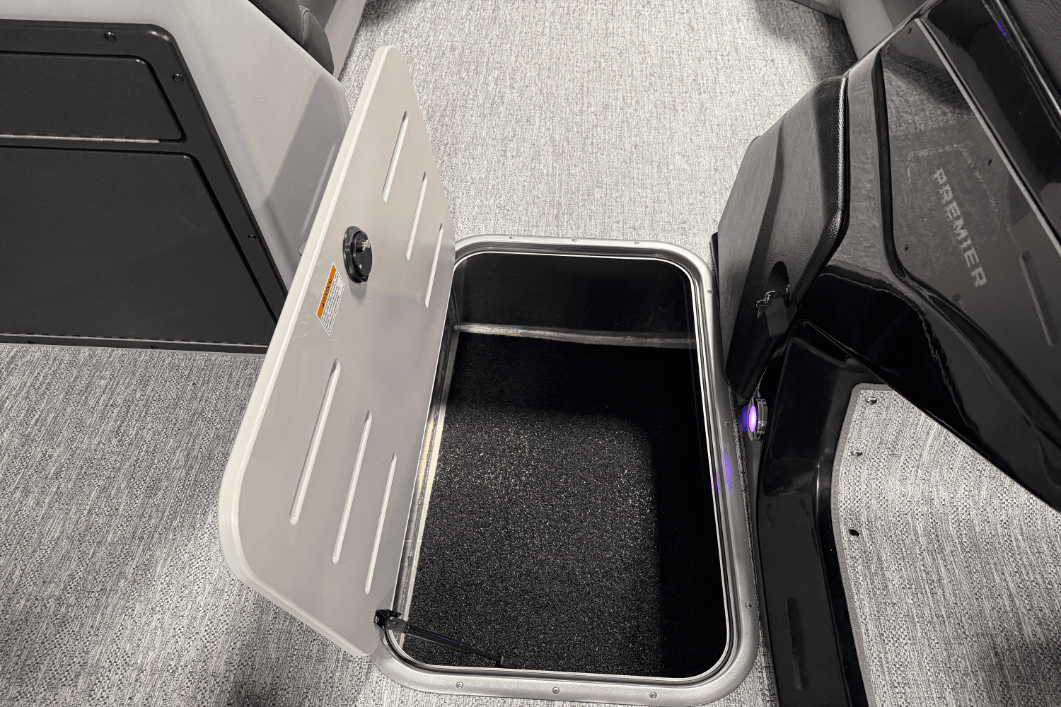 2025 Premier 230 Sunsation Image Thumbnail #42