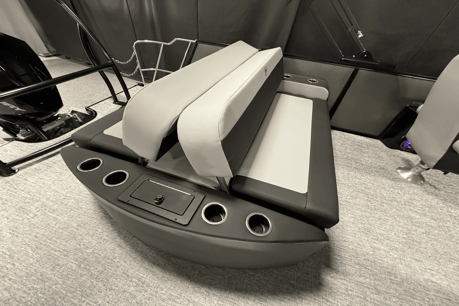 2025 Premier 230 Sunsation Image Thumbnail #33