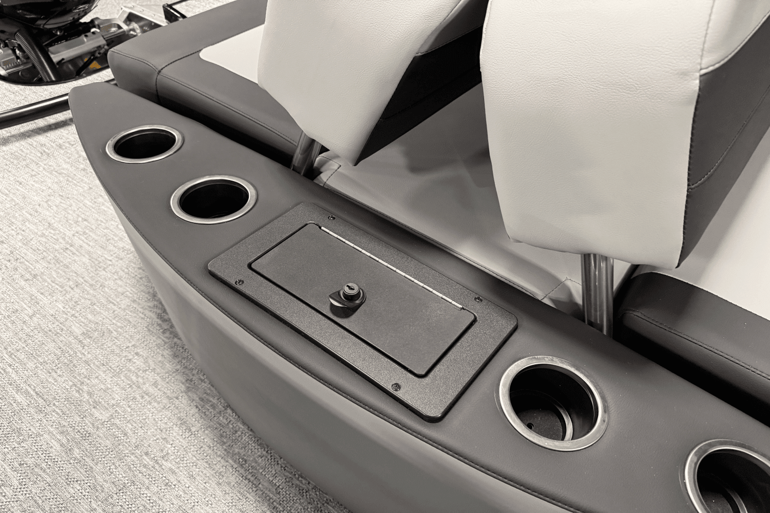 2025 Premier 230 Sunsation Image Thumbnail #34