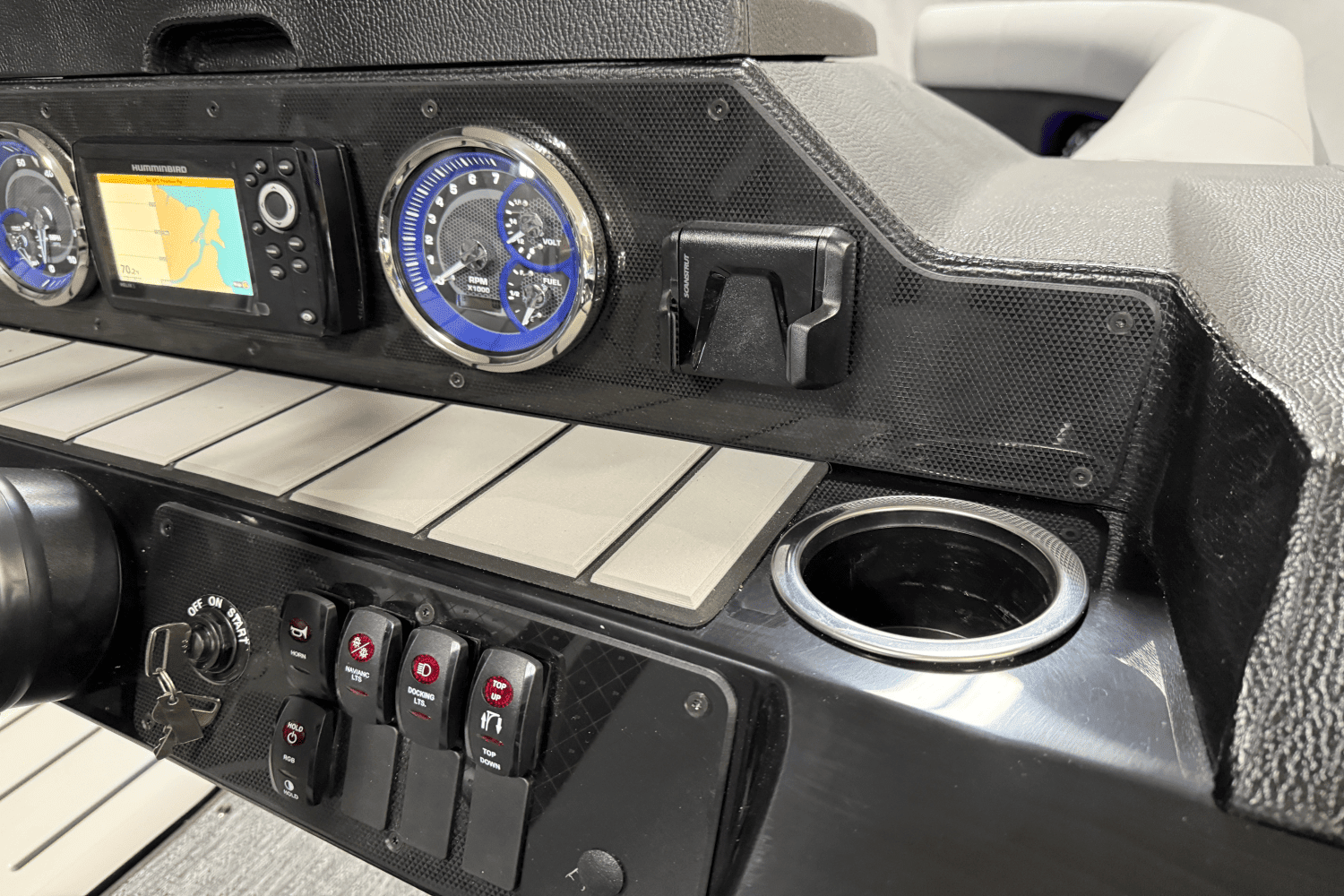 2025 Premier 230 Sunsation Image Thumbnail #51