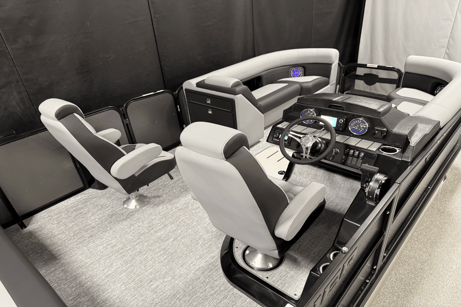 2025 Premier 230 Sunsation Image Thumbnail #9