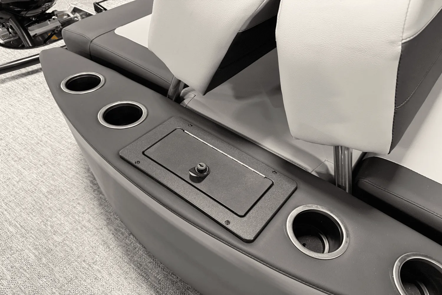 2025 Premier 230 Sunsation Image Thumbnail #34