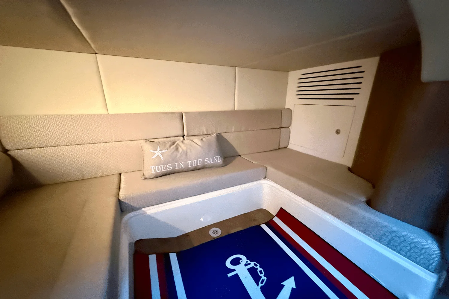 2013 Boston Whaler 345 CONQUEST Image Thumbnail #40