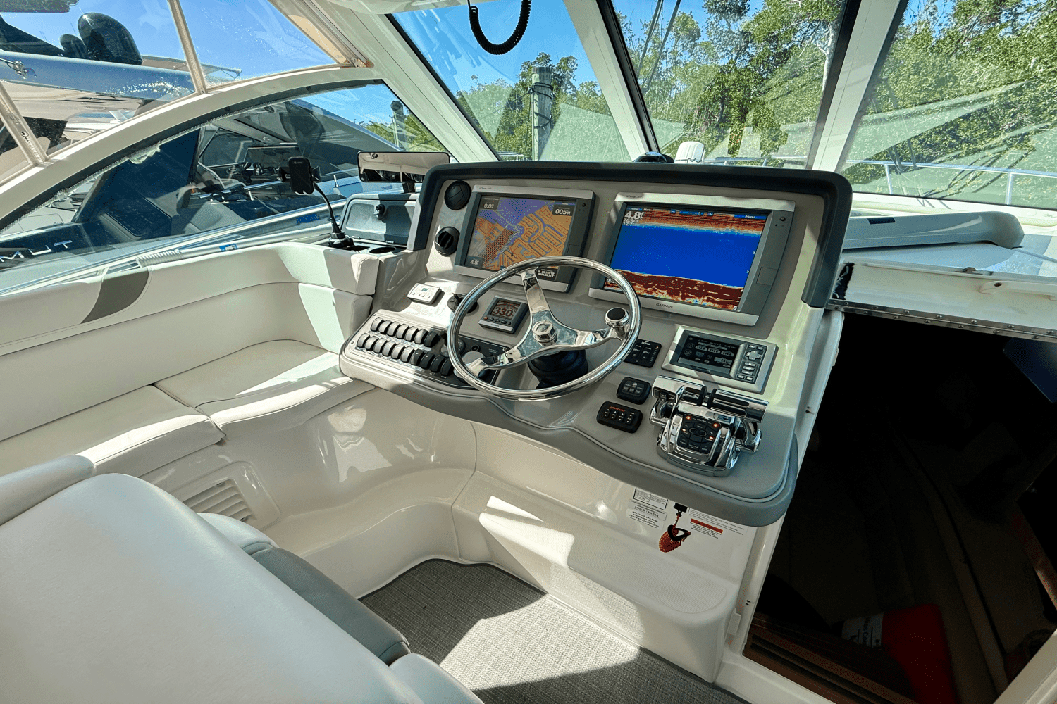 2013 Boston Whaler 345 CONQUEST Image Thumbnail #35