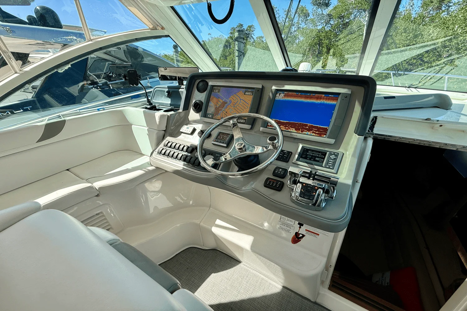 2013 Boston Whaler 345 CONQUEST Image Thumbnail #35
