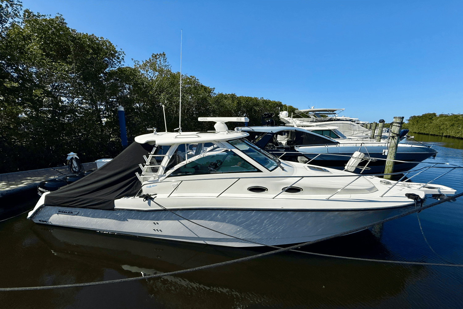 2013 Boston Whaler 345 CONQUEST Image Thumbnail #1