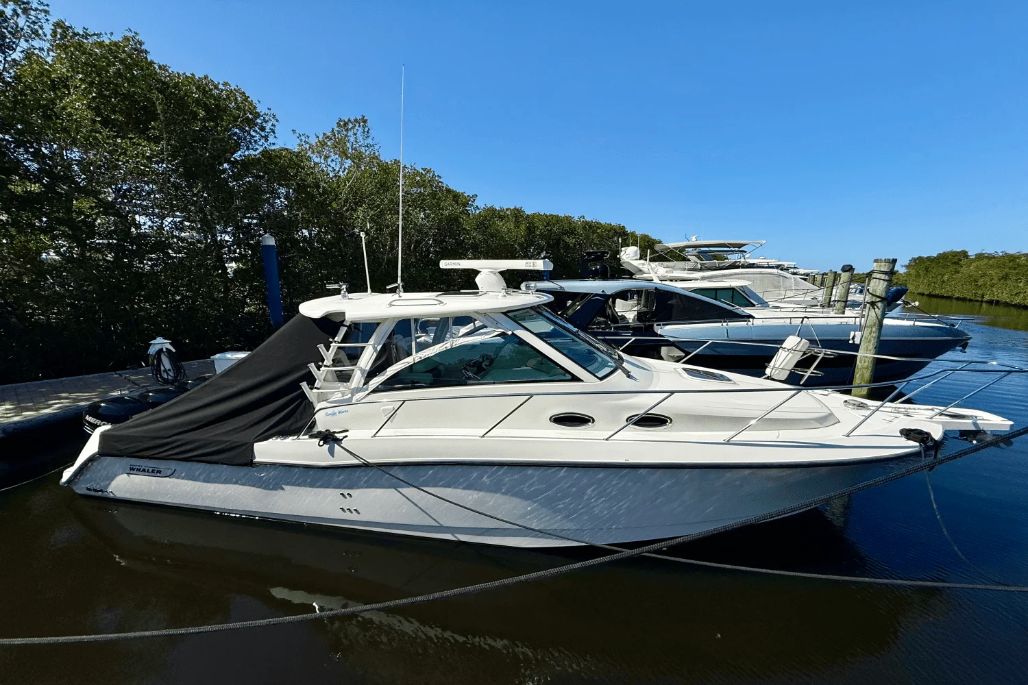 2013 Boston Whaler 345 CONQUEST Image Thumbnail #1