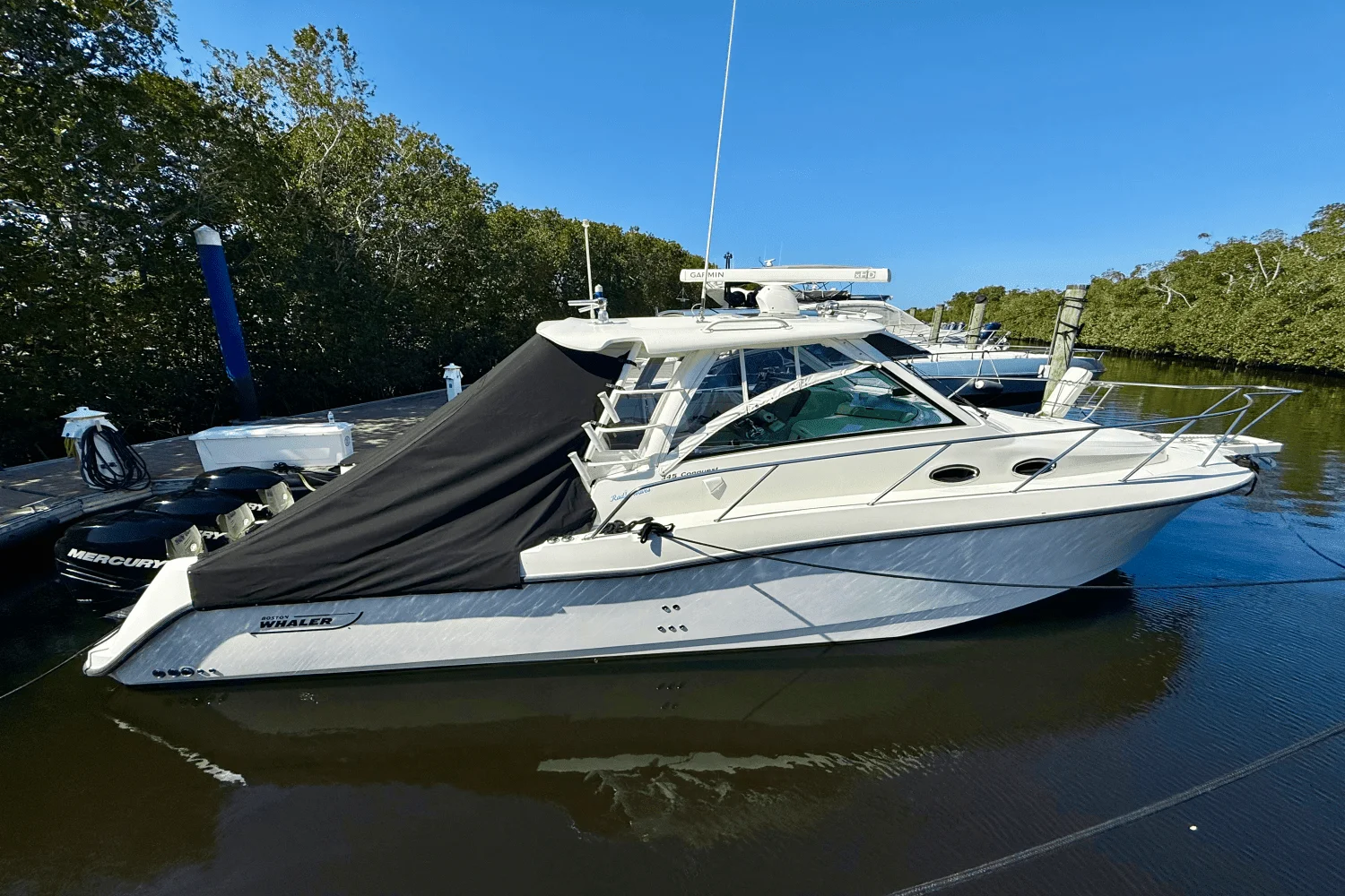 2013 Boston Whaler 345 CONQUEST Image Thumbnail #2