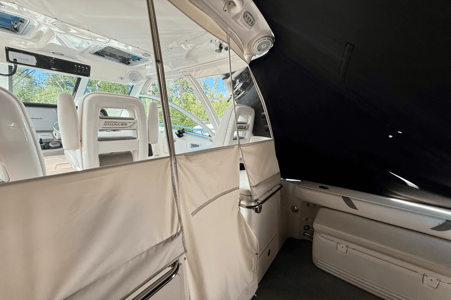 2013 Boston Whaler 345 CONQUEST Image Thumbnail #25