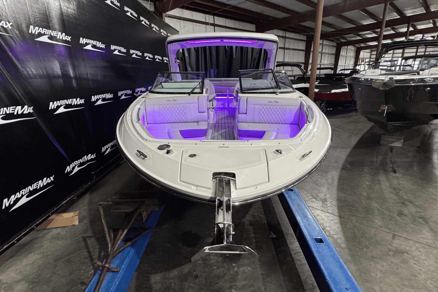 2022 Sea Ray SLX 310 Image Thumbnail #1