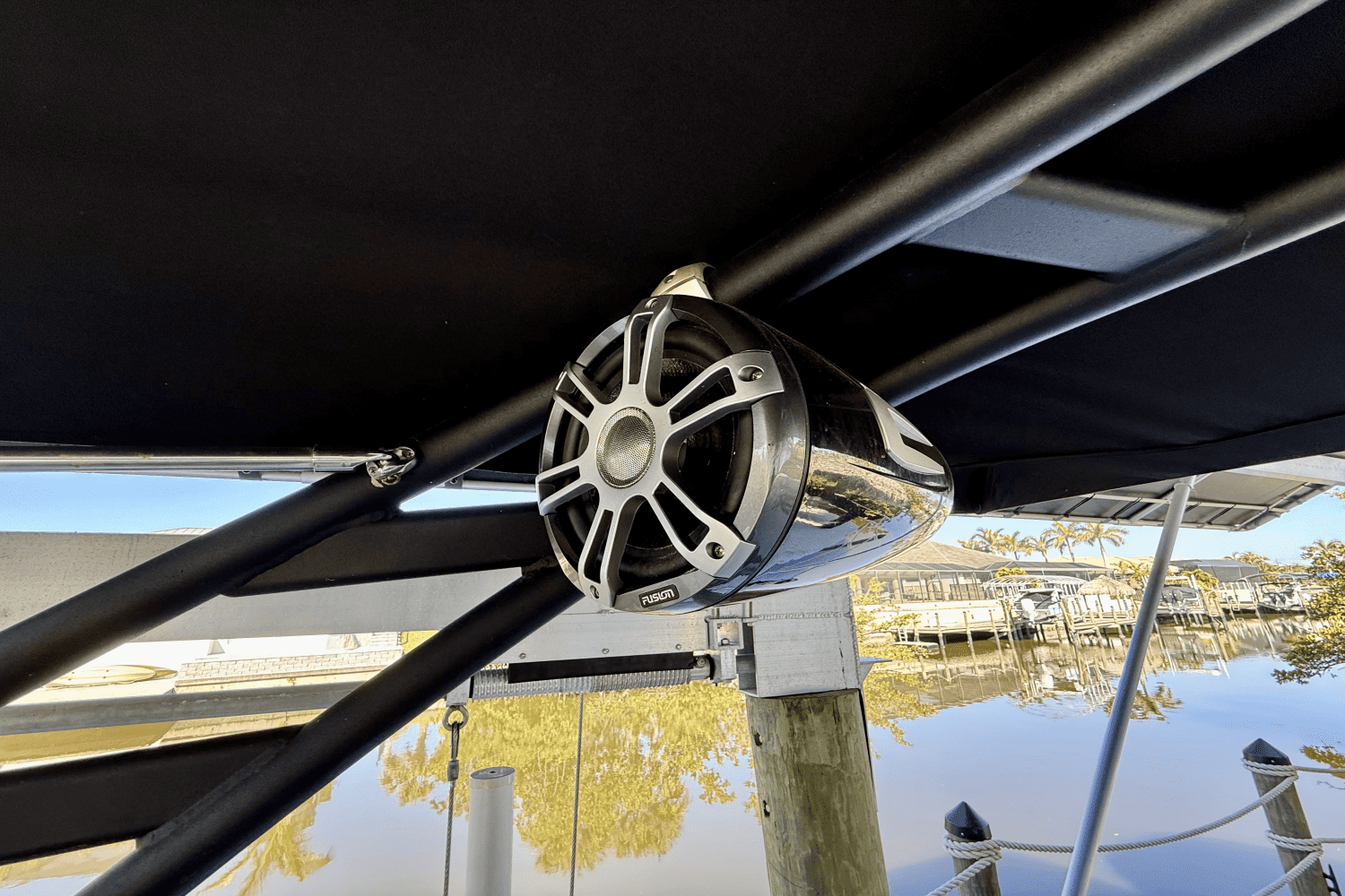 2023 Sea Ray 290 SDX OB Image Thumbnail #29