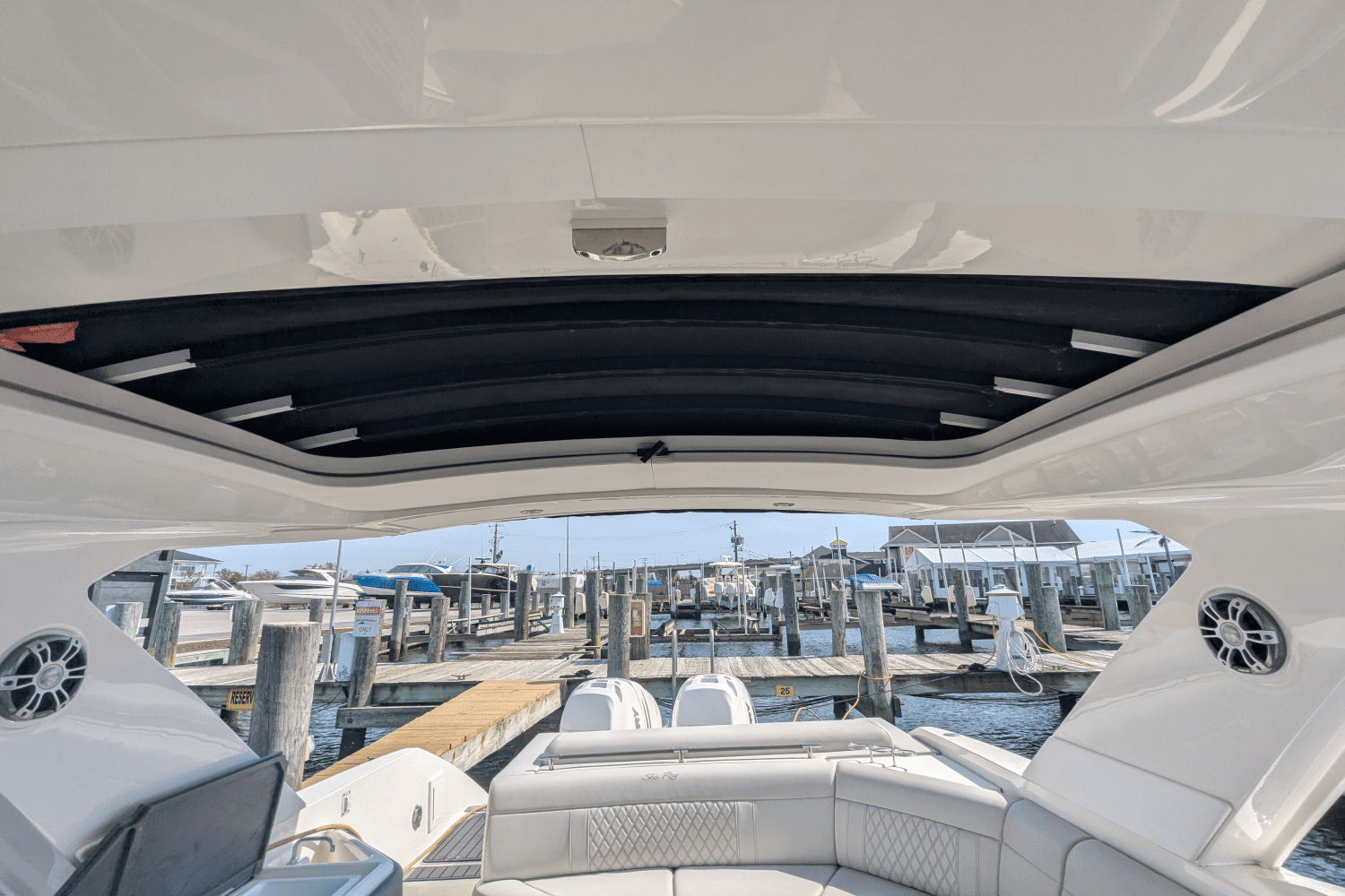 2021 Sea Ray 310 SLX OUTBOARD Image Thumbnail #21