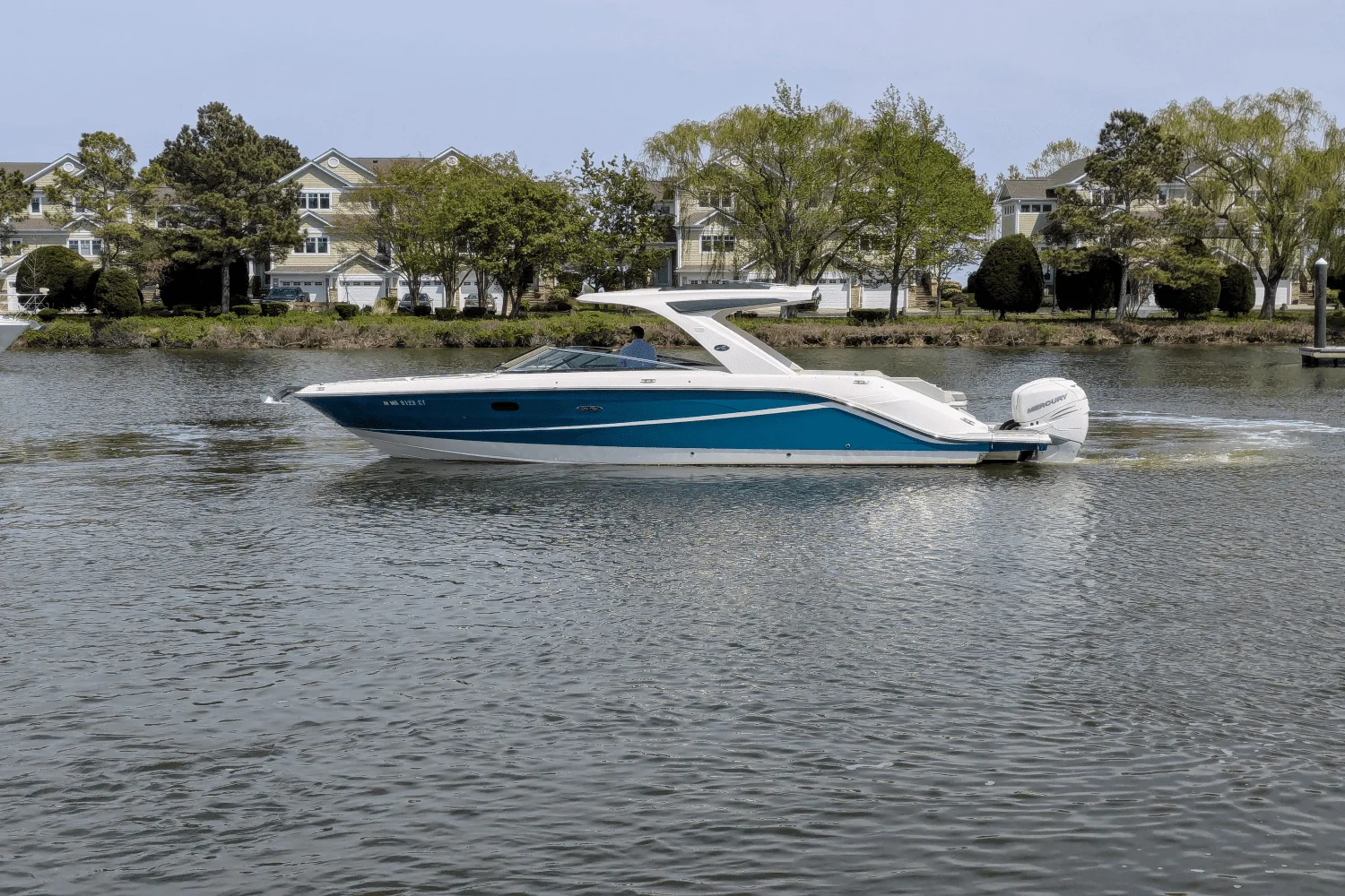 2021 Sea Ray 310 SLX OUTBOARD Image Thumbnail #3