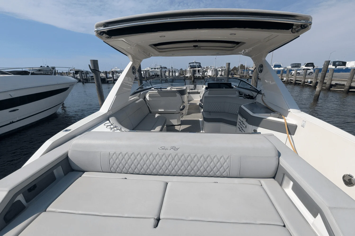 2021 Sea Ray 310 SLX OUTBOARD Image Thumbnail #11