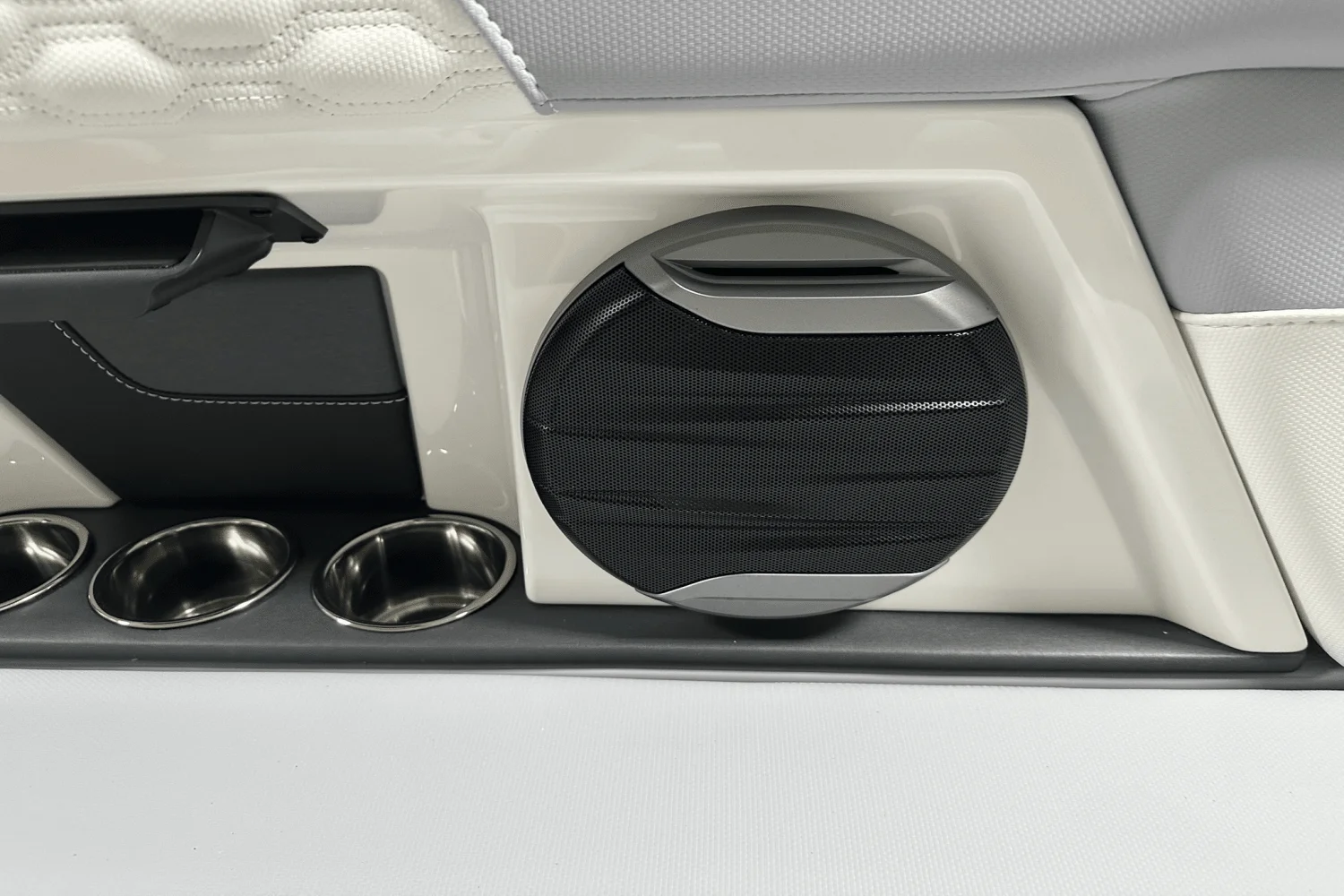 2026 Mastercraft XT24 Image Thumbnail #37