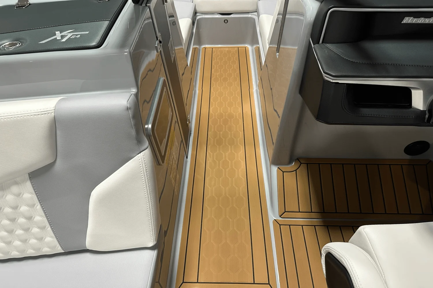 2026 Mastercraft XT24 Image Thumbnail #49