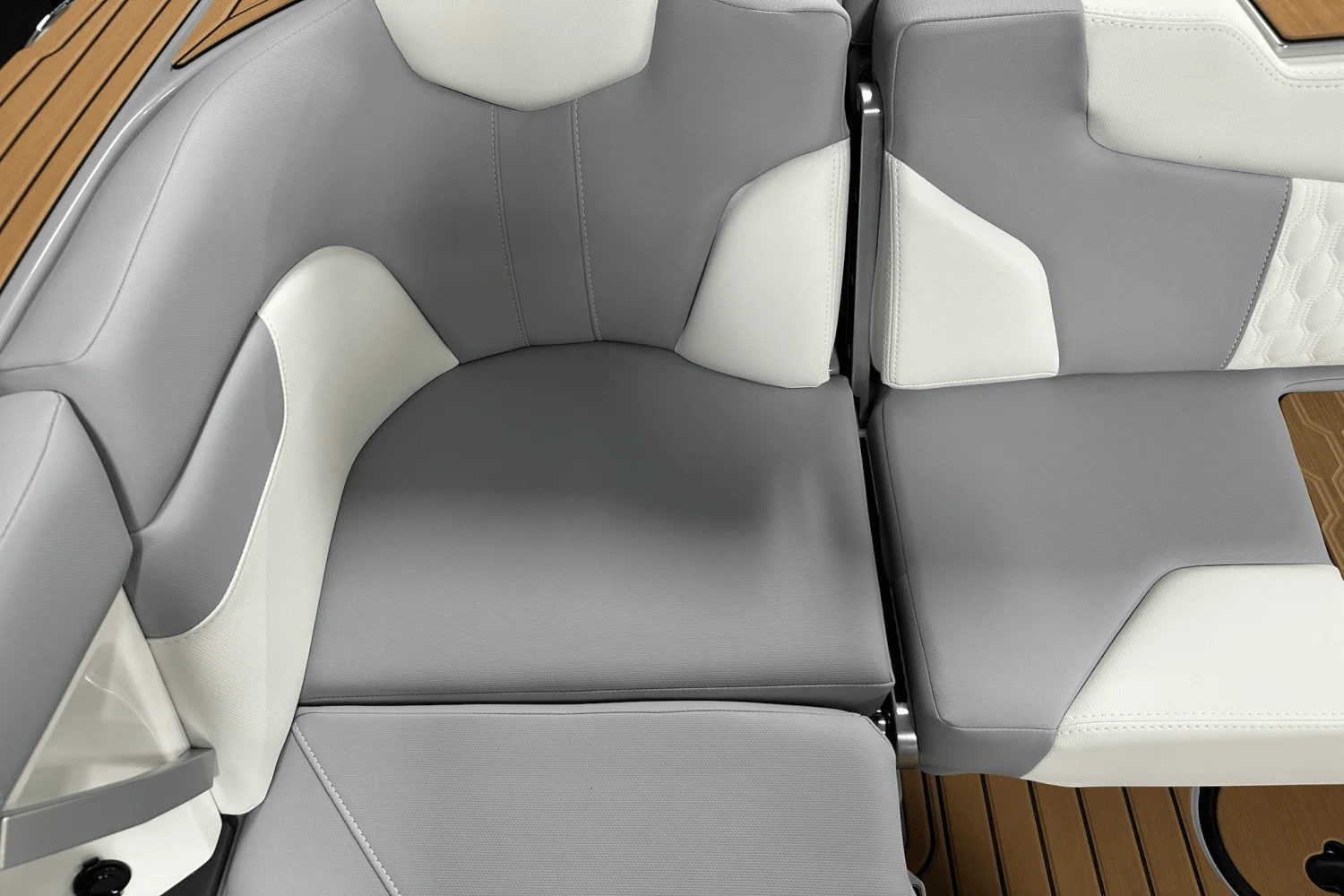 2026 Mastercraft XT24 Image Thumbnail #27