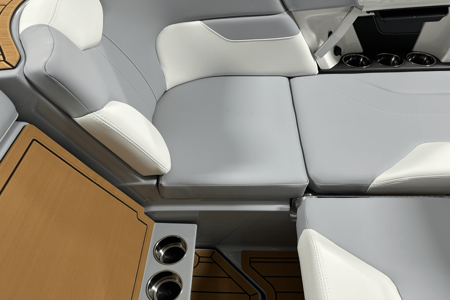 2026 Mastercraft XT24 Image Thumbnail #32