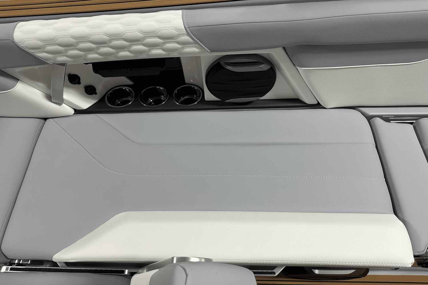 2026 Mastercraft XT24 Image Thumbnail #34