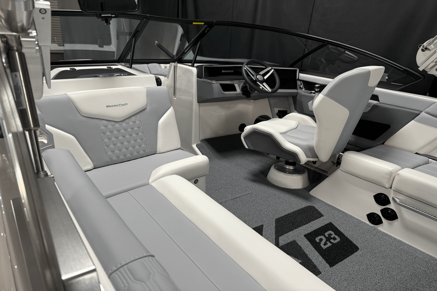 2026 Mastercraft XT23 Image Thumbnail #9