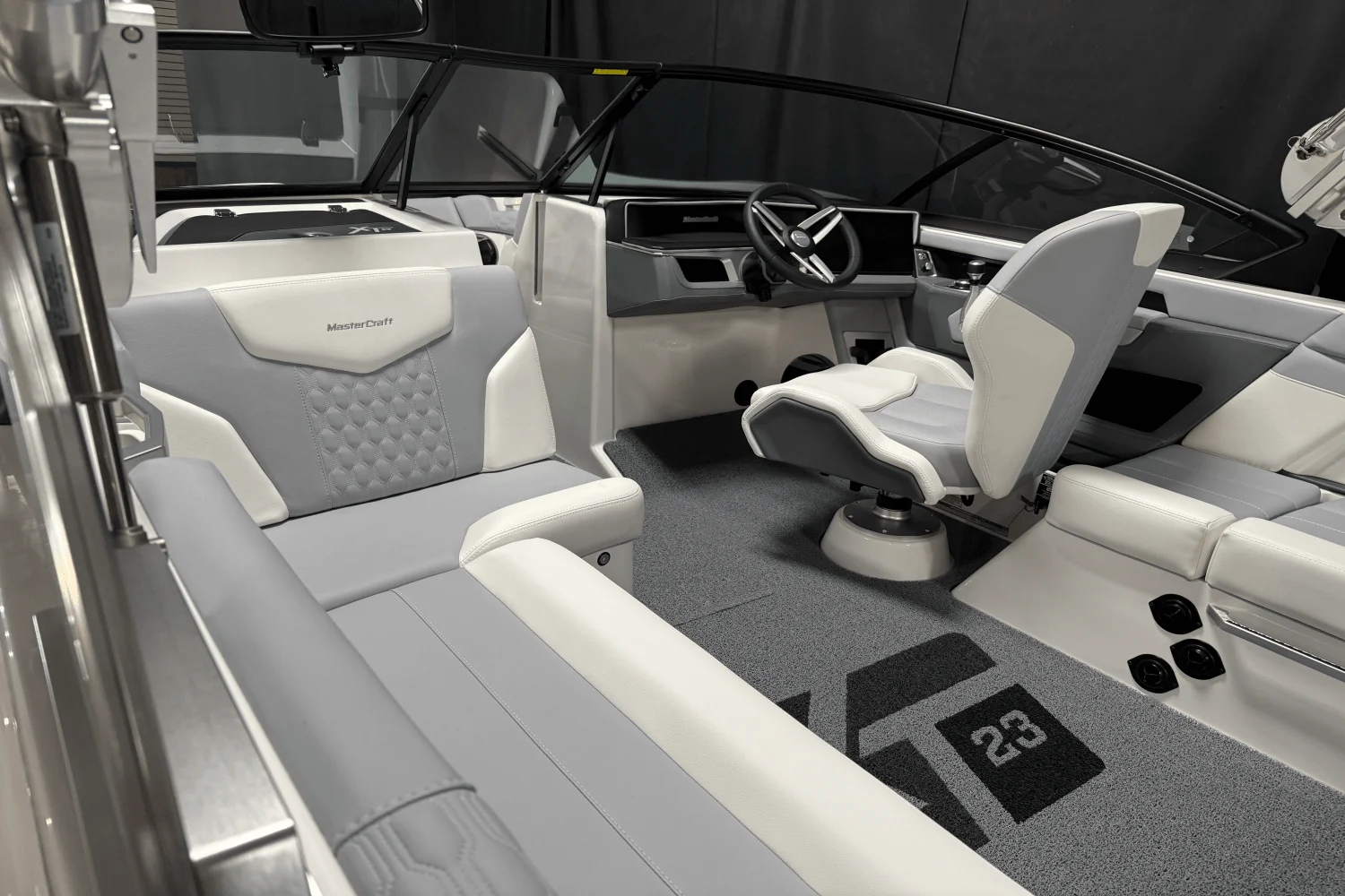 2026 Mastercraft XT23 Image Thumbnail #9