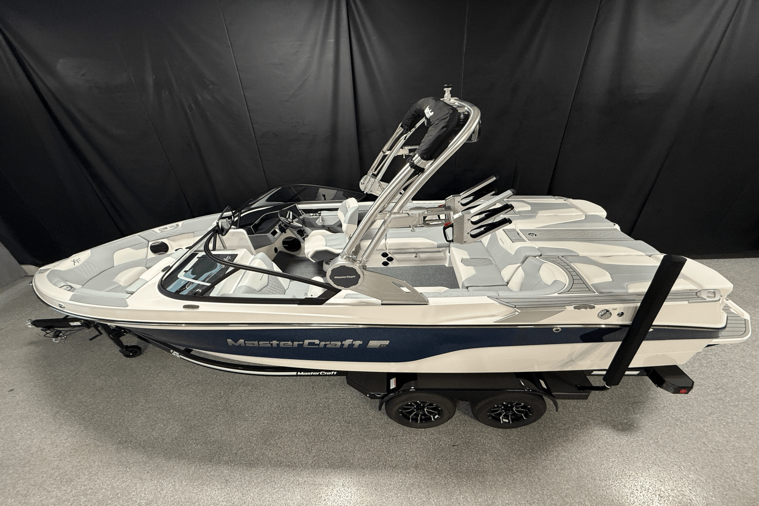 2026 Mastercraft XT23 Image Thumbnail #1