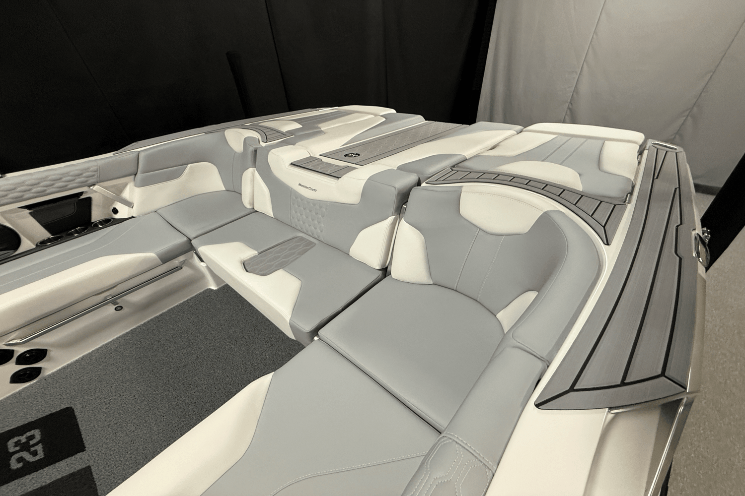 2026 Mastercraft XT23 Image Thumbnail #6