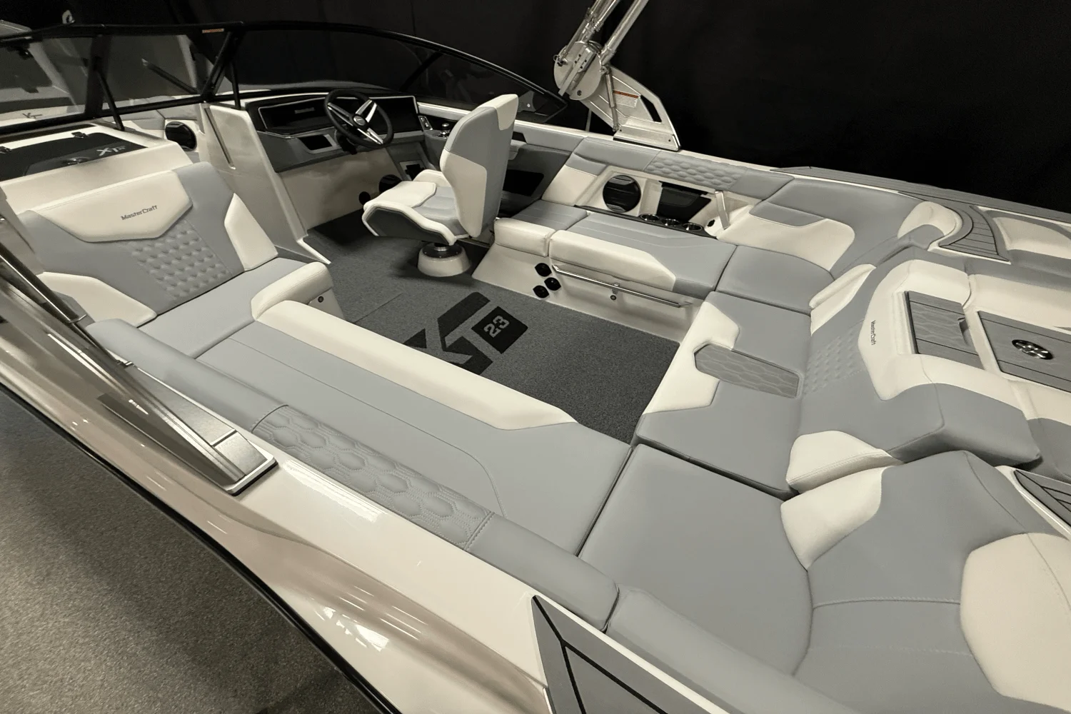2026 Mastercraft XT23 Image Thumbnail #7