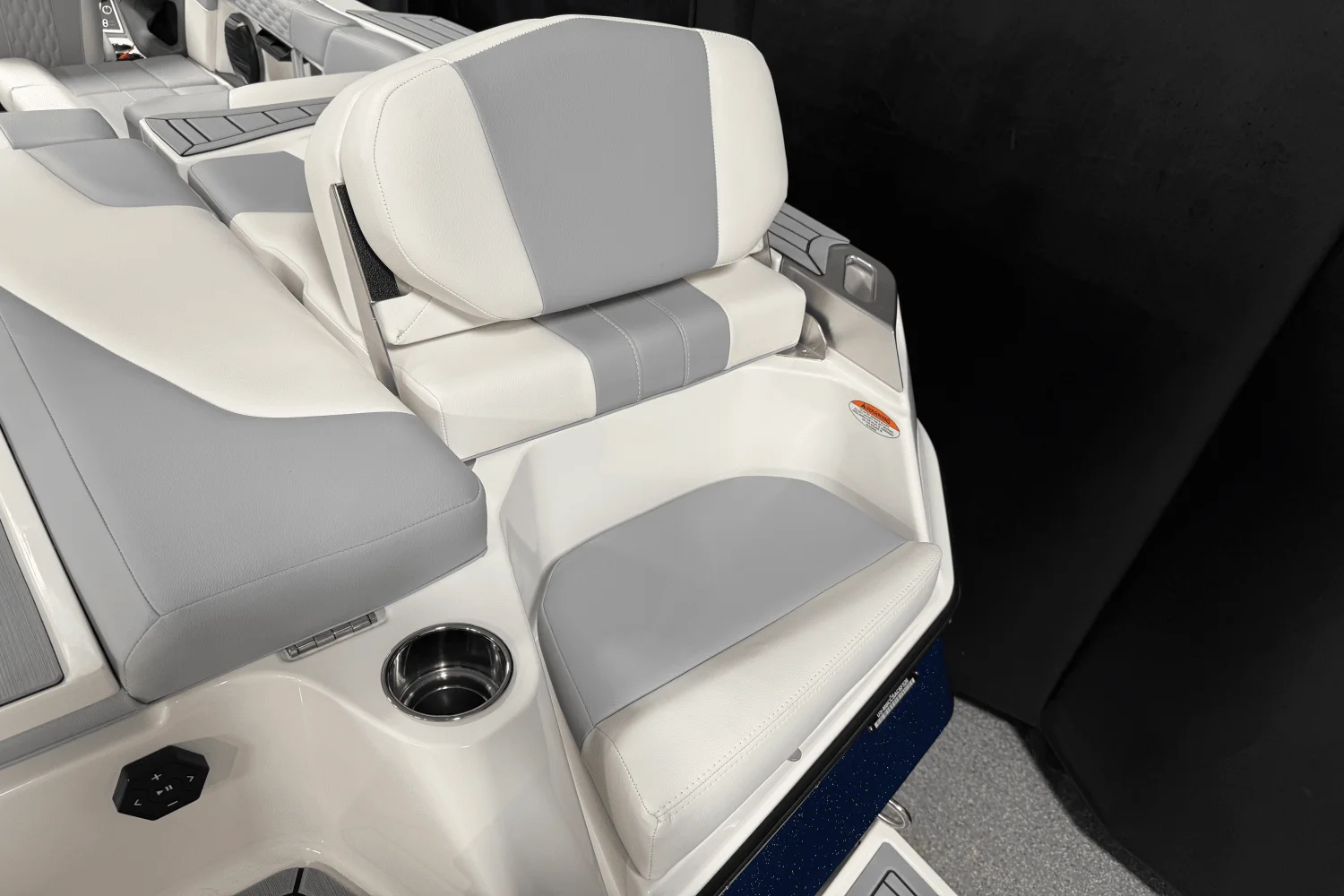 2026 Mastercraft XT23 Image Thumbnail #22