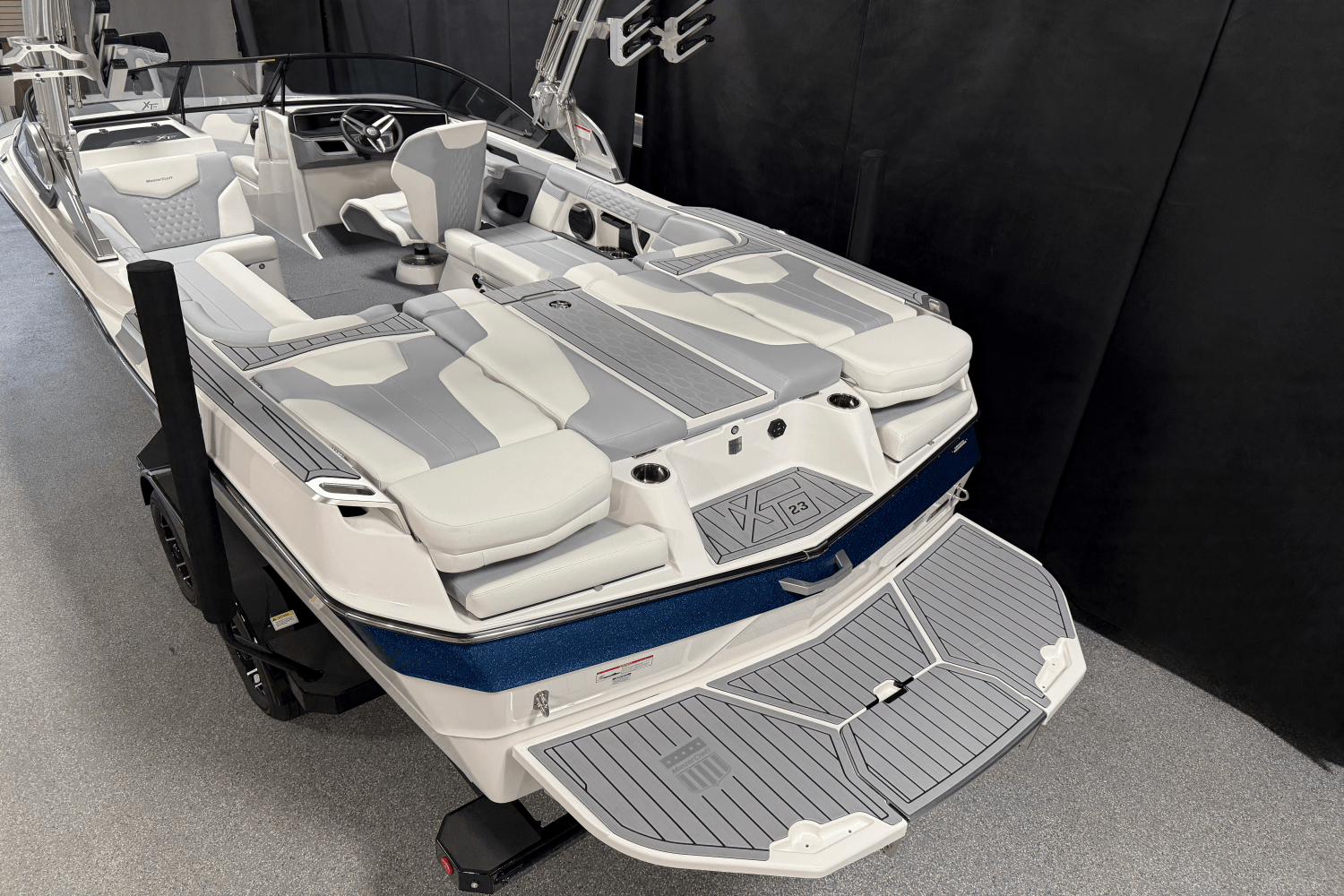 2026 Mastercraft XT23 Image Thumbnail #4