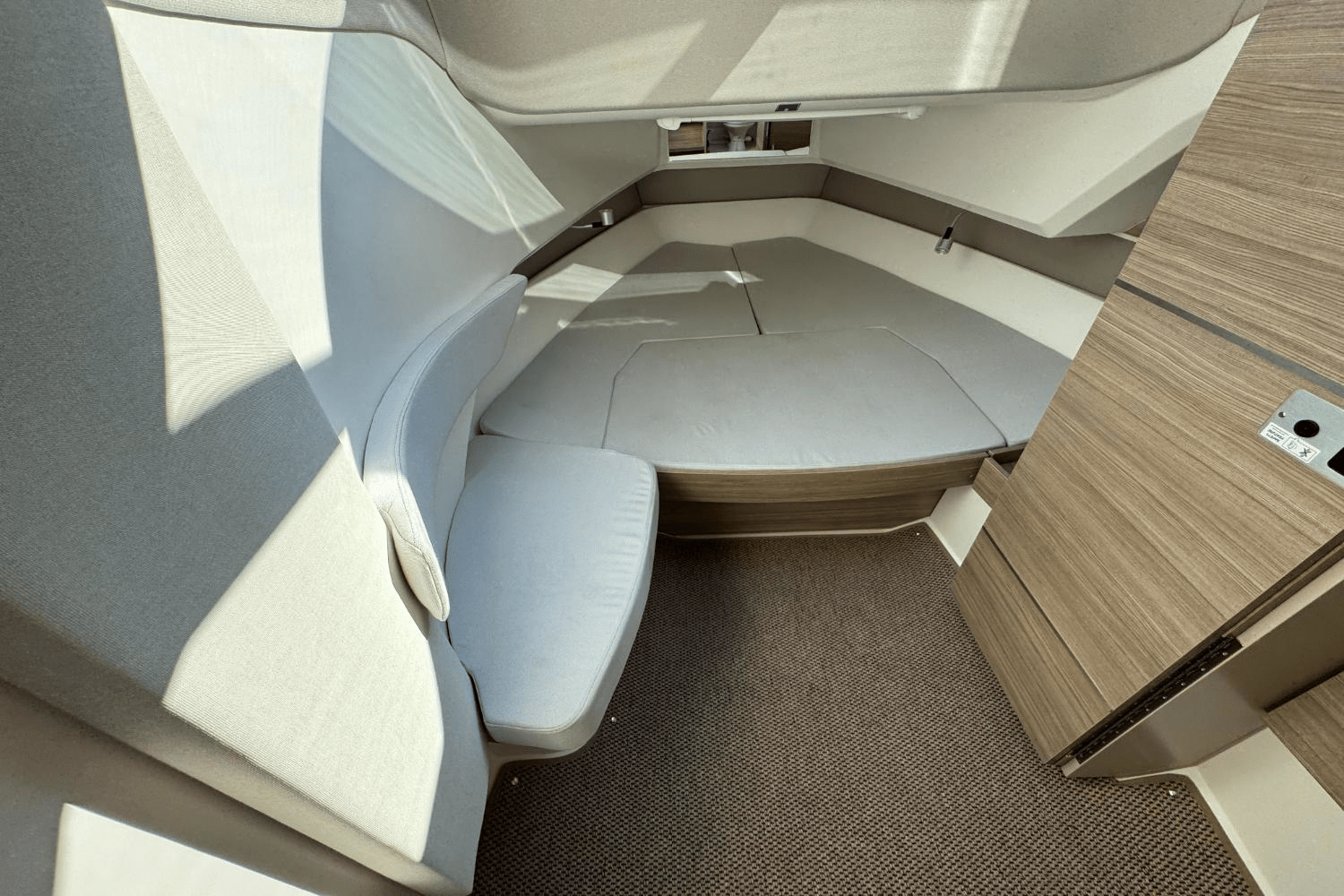 2026 Saxdor 320 GTC Image Thumbnail #19