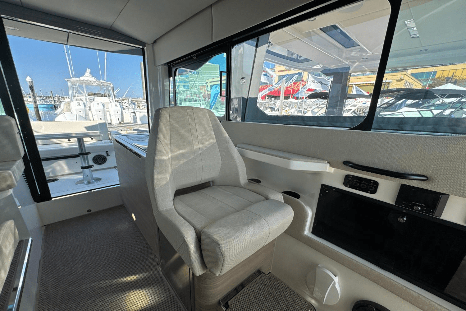 2026 Saxdor 320 GTC Image Thumbnail #15