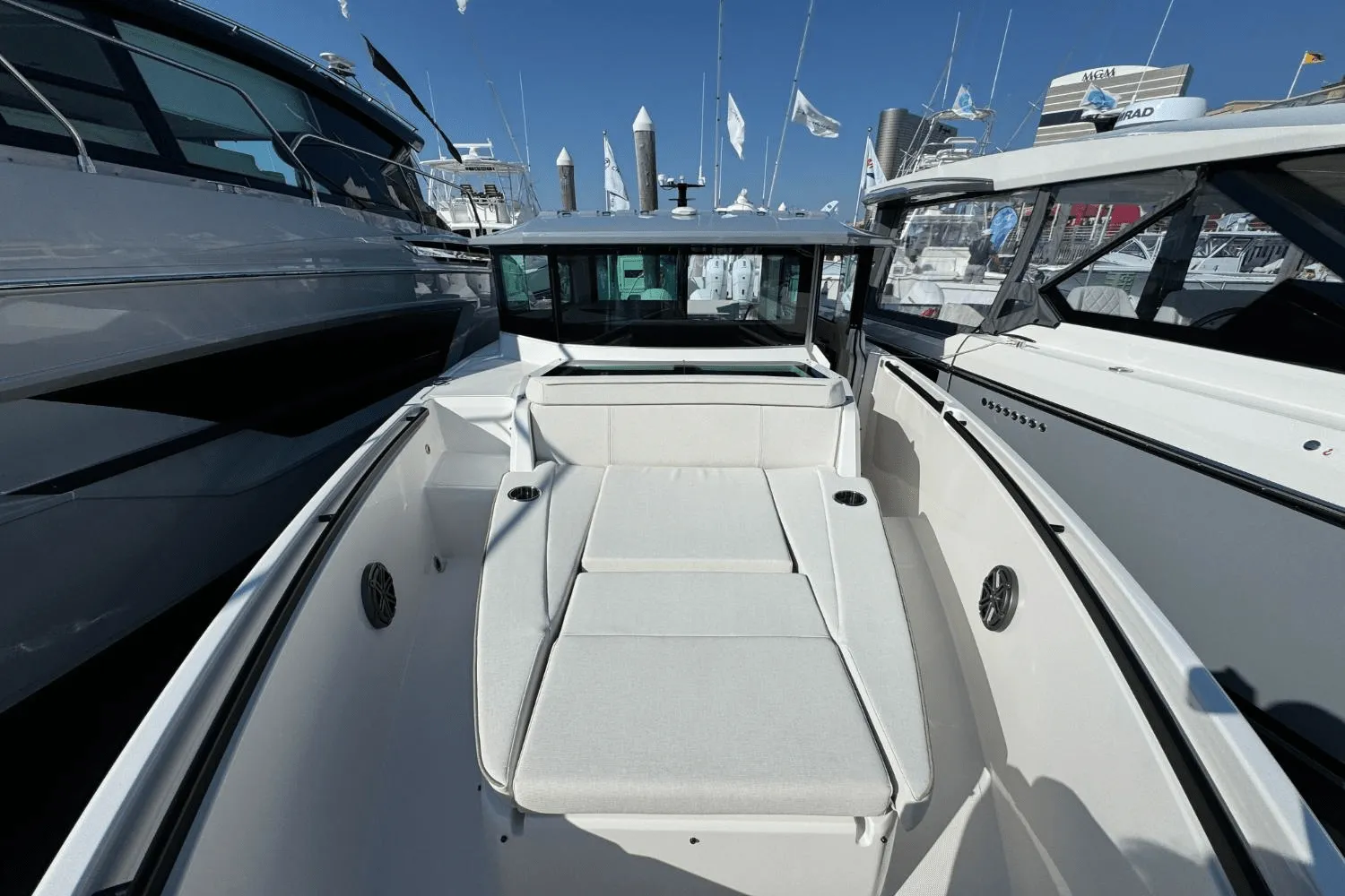 2026 Saxdor 320 GTC Image Thumbnail #28