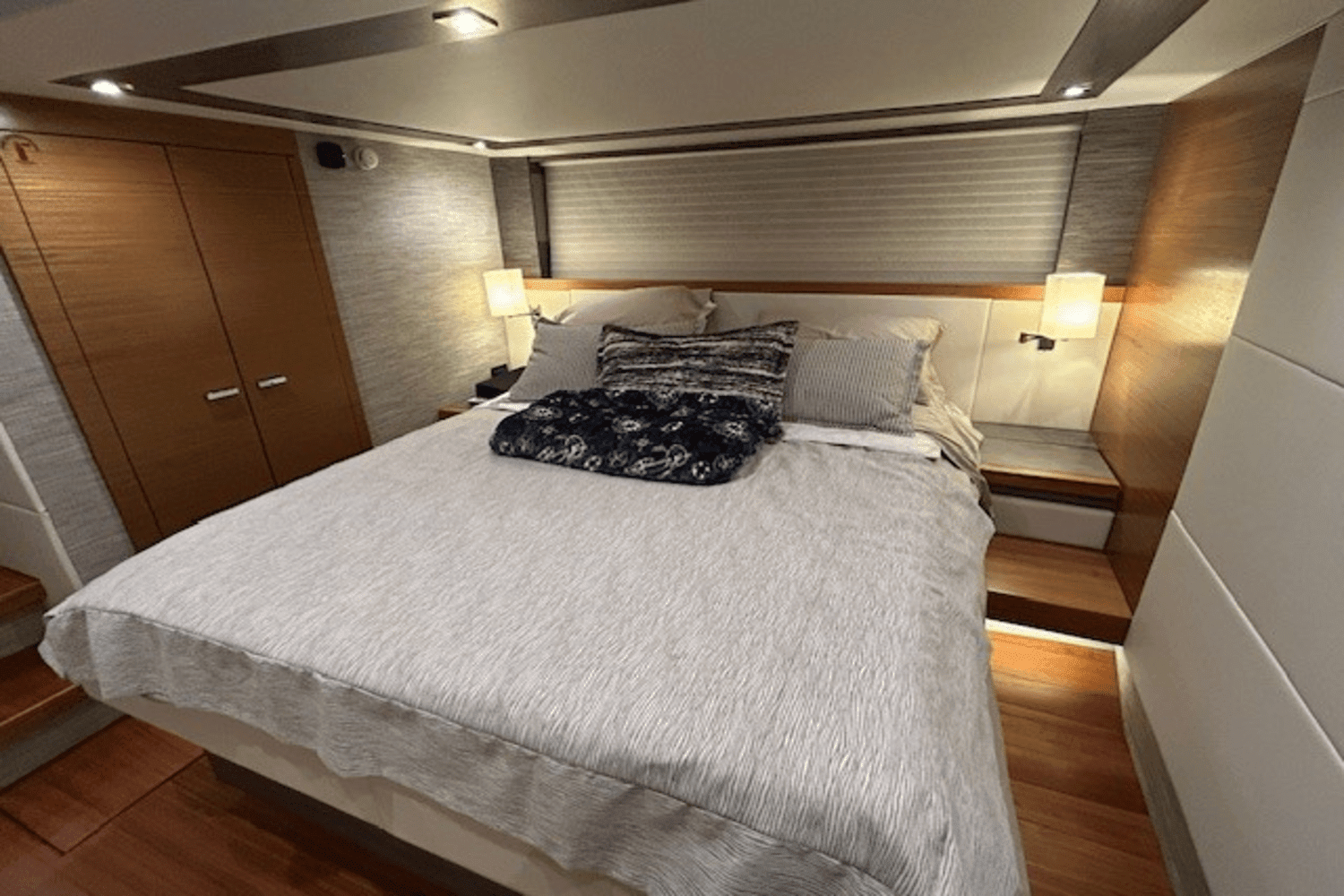 2022 Tiara Yachts
                                                             53 COUPE Image Thumbnail #22