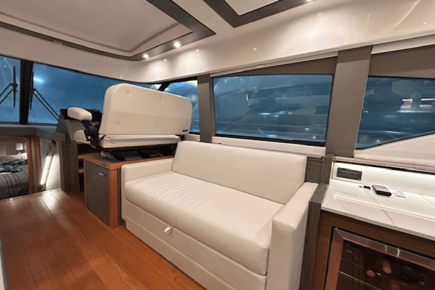 2022 Tiara Yachts
                                                             53 COUPE Image Thumbnail #14