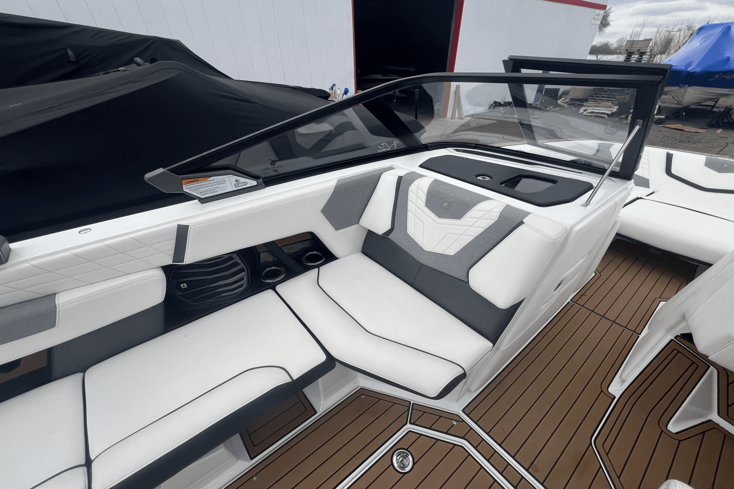 2021 Nautique Super Air Nautique G23 Image Thumbnail #9