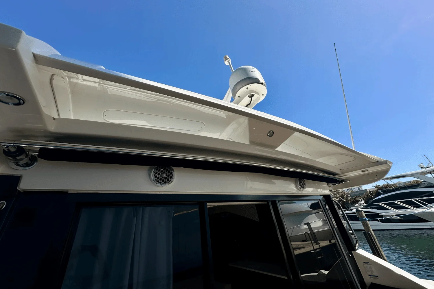 2017 Sea Ray 460 SUNDANCER Image Thumbnail #6