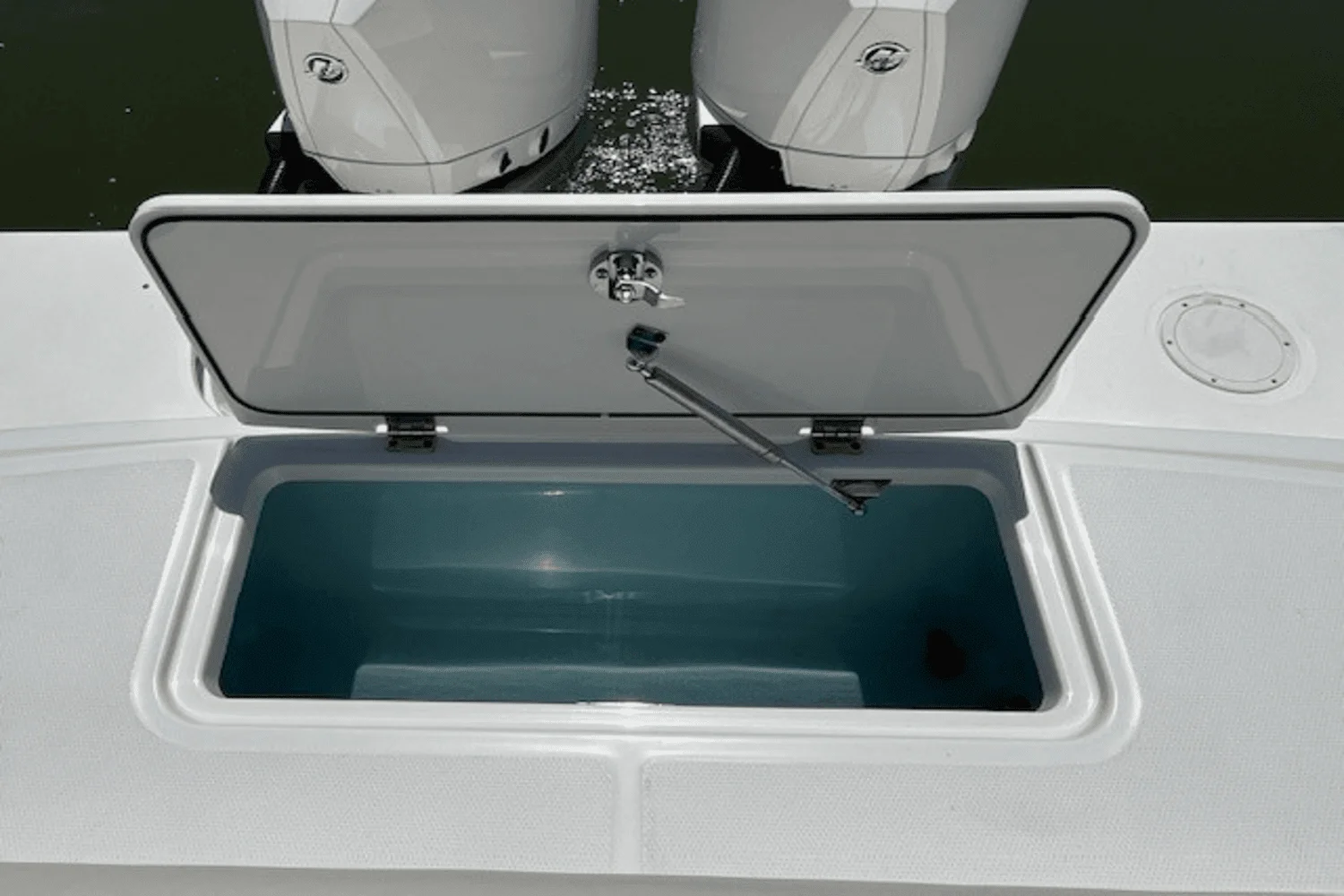 2019 Boston Whaler 330 OUTRAGE Image Thumbnail #19