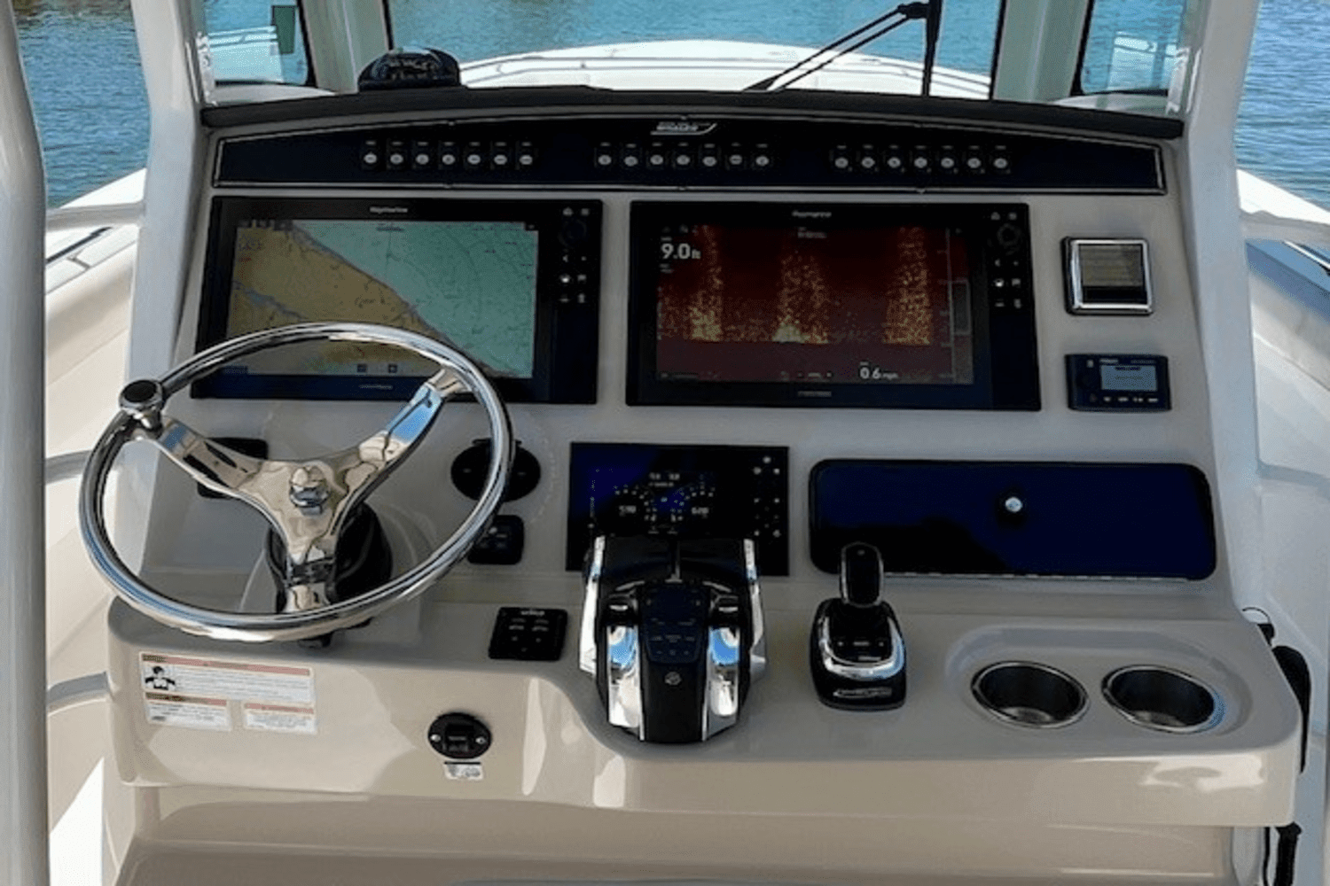 2019 Boston Whaler 330 OUTRAGE Image Thumbnail #23