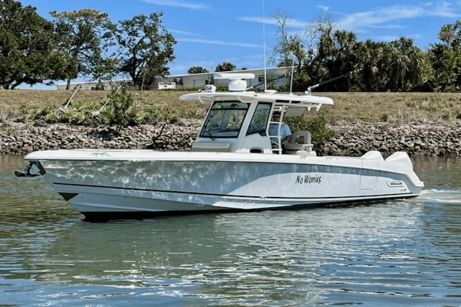 2019 Boston Whaler 330 OUTRAGE Image Thumbnail #1