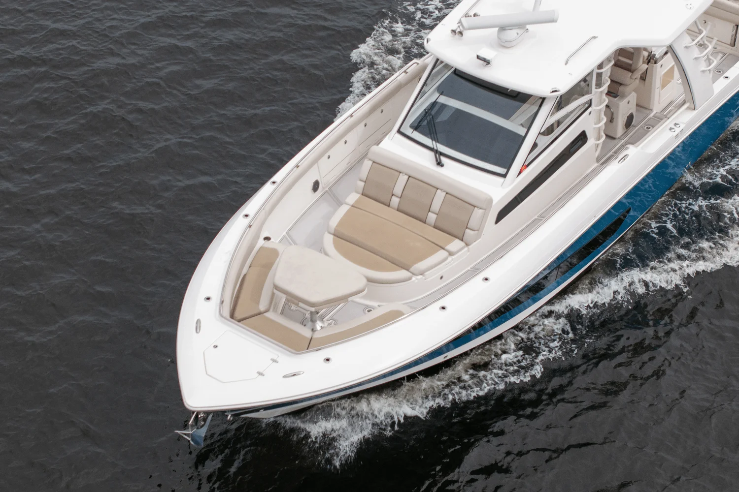 2018 Boston Whaler 420 OUTRAGE Image Thumbnail #38