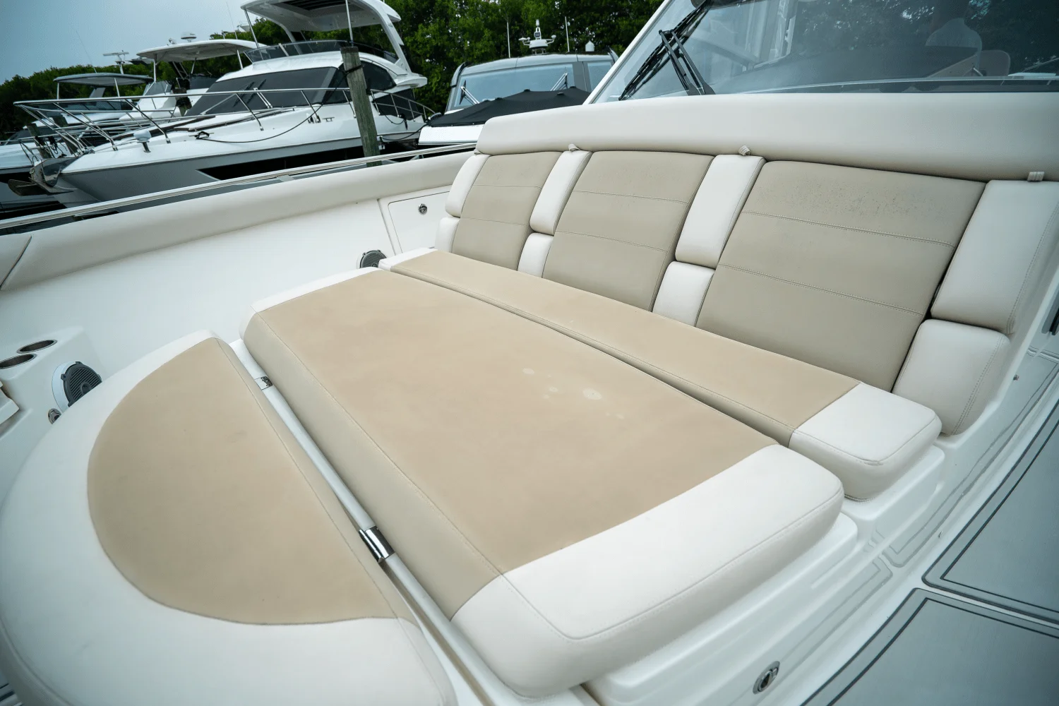 2018 Boston Whaler 420 OUTRAGE Image Thumbnail #35