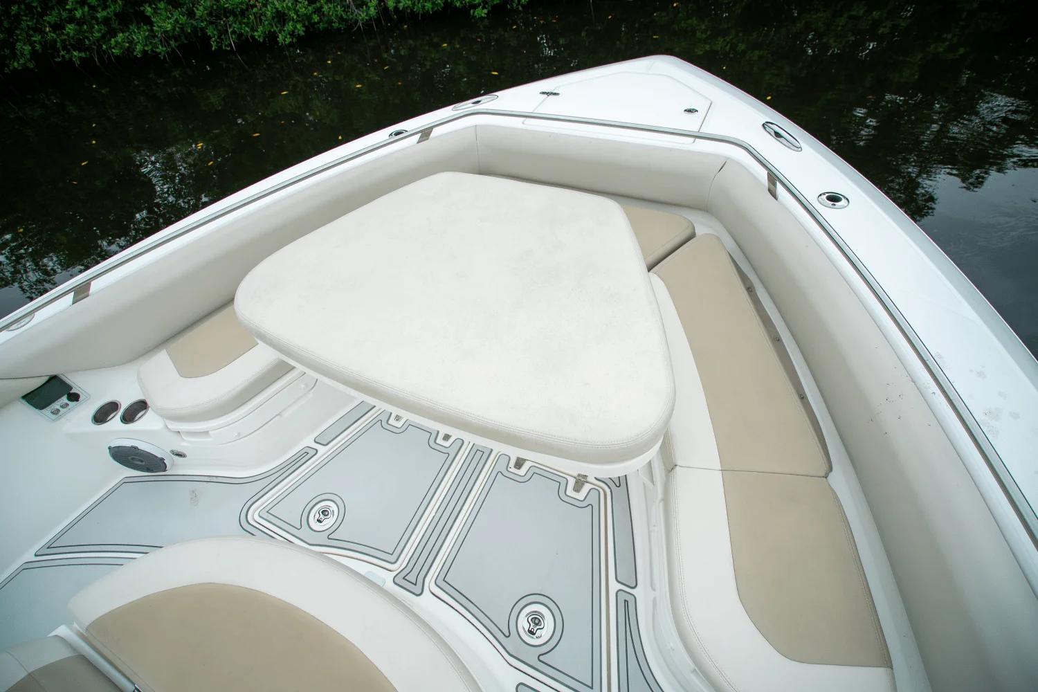 2018 Boston Whaler 420 OUTRAGE Image Thumbnail #34