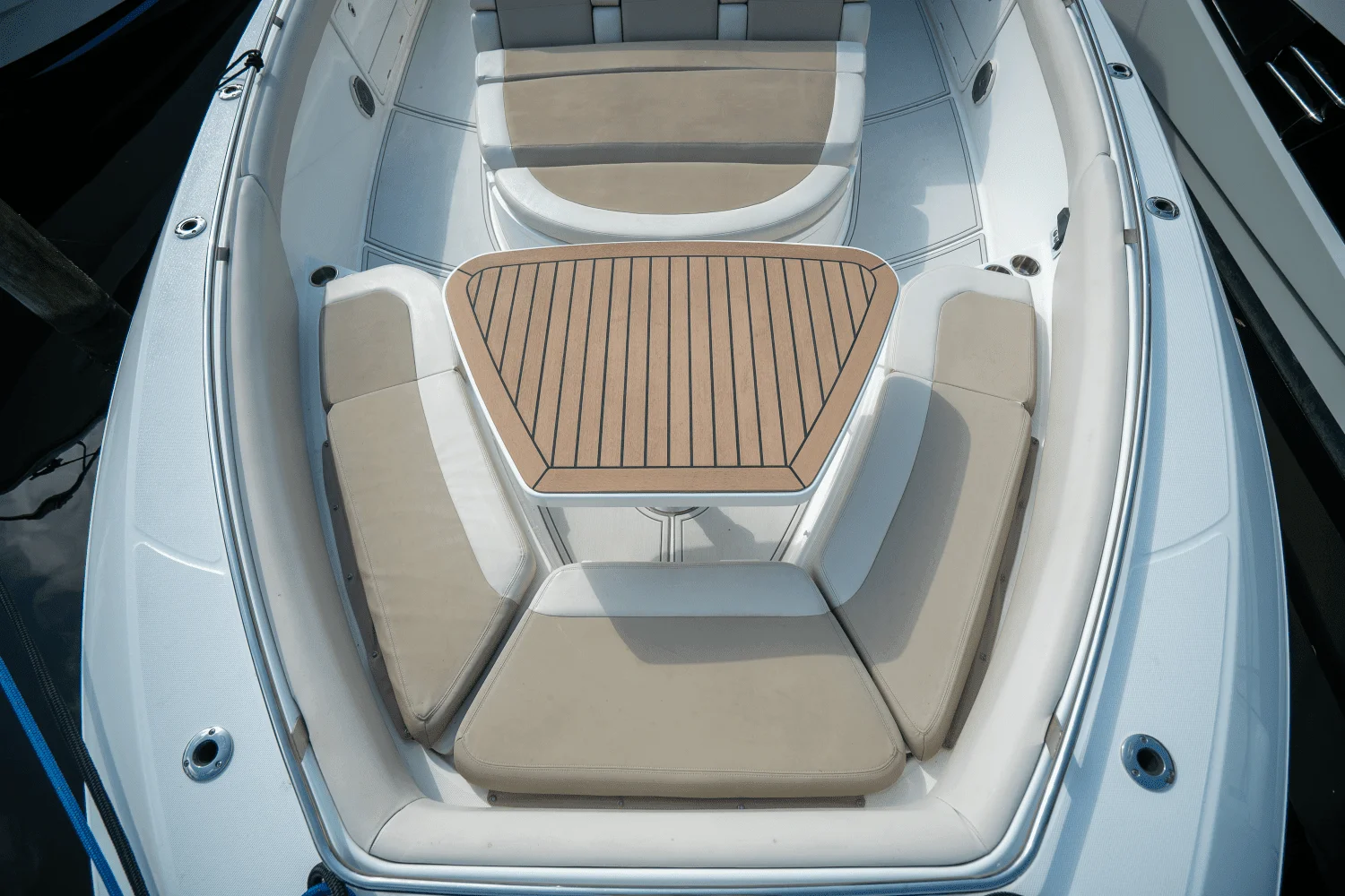 2018 Boston Whaler 420 OUTRAGE Image Thumbnail #36