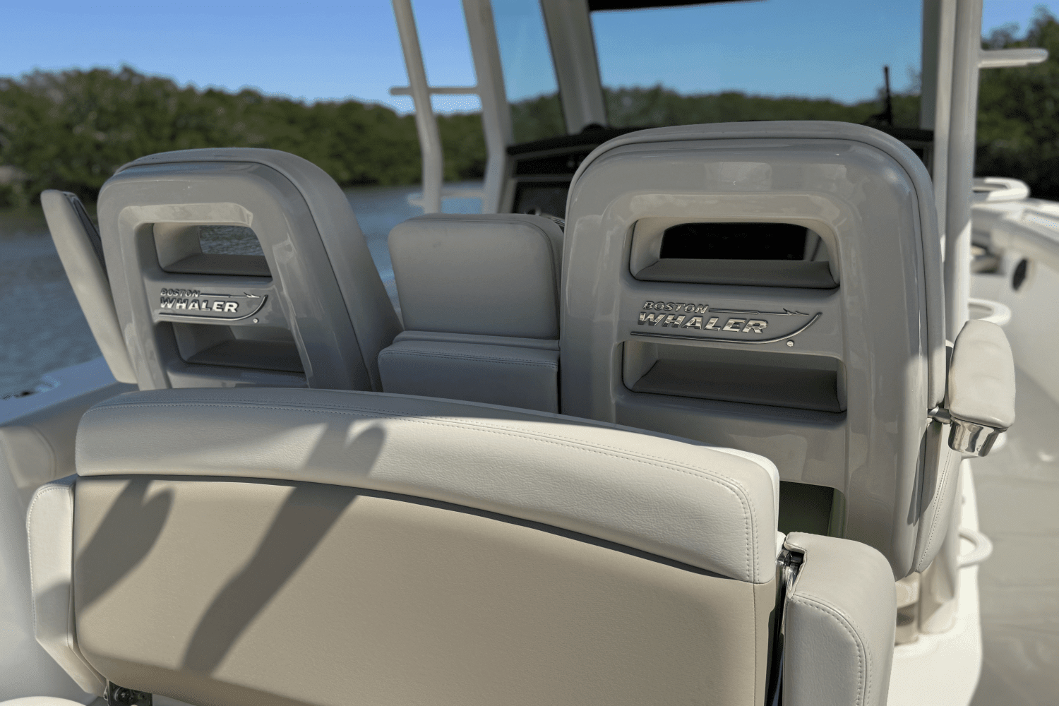 2020 Boston Whaler 330 Outrage Image Thumbnail #15