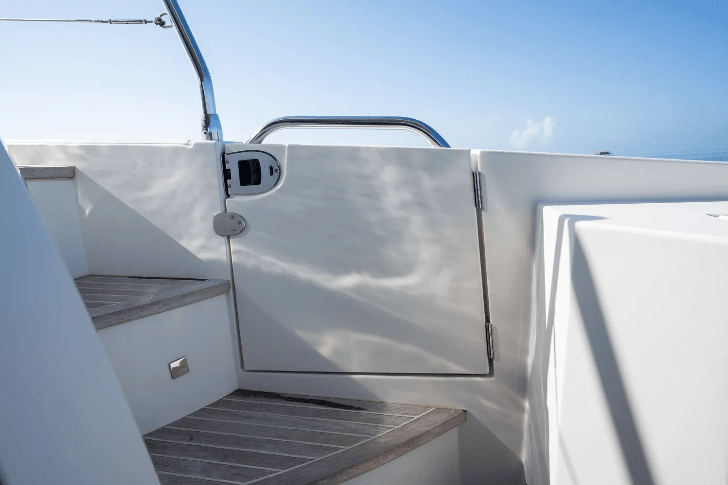 2019 Monte Carlo Yachts MC6 Image Thumbnail #21